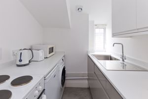 Kitchen- click for photo gallery